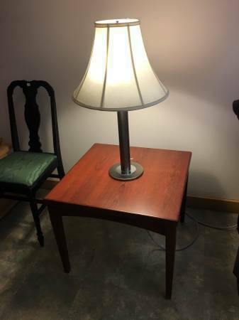 Large End Table With Built In Lamp, Side Table With Built In Lamp
