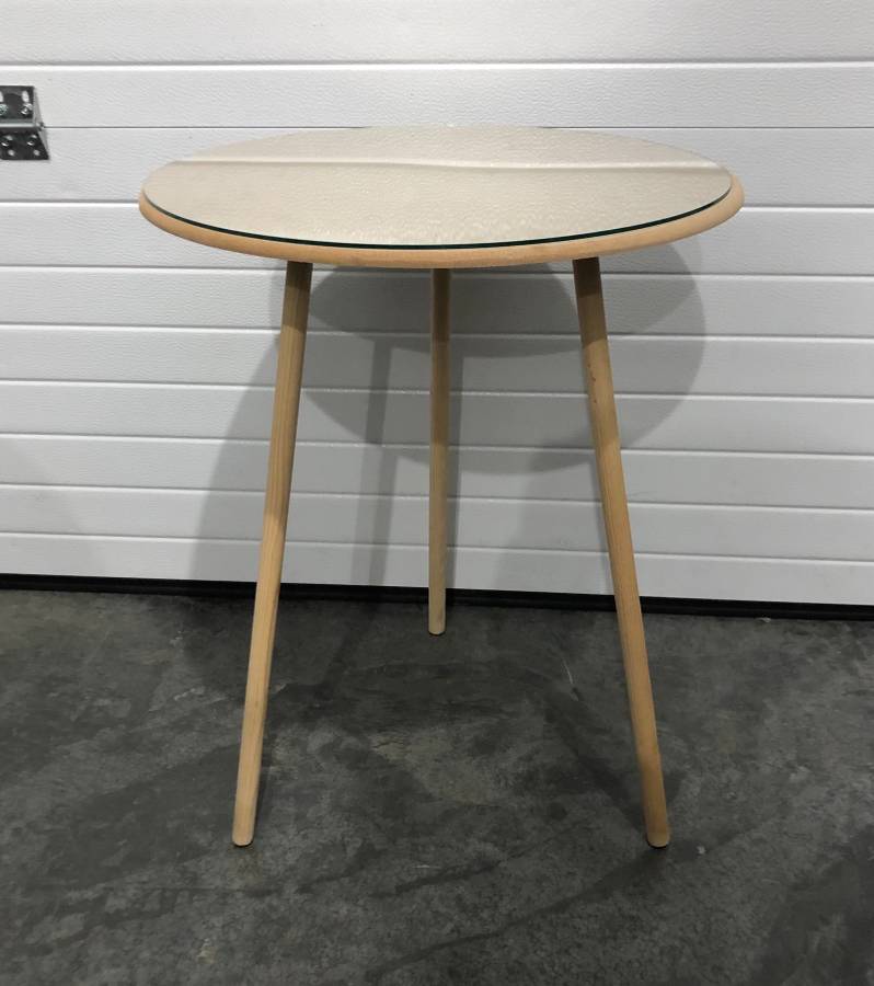 Classic 3 Legged Round Side Table With, 3 Legged Round Table With Glass Top