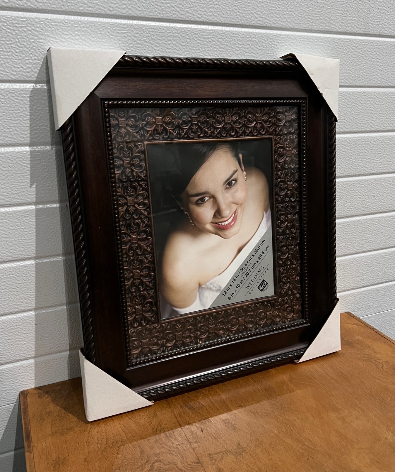 BRAND NEW Ornate Wedding Photo Frame Creative Bargains