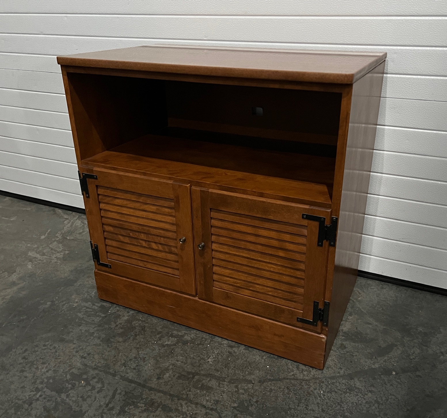 Ethan allen deals record cabinet